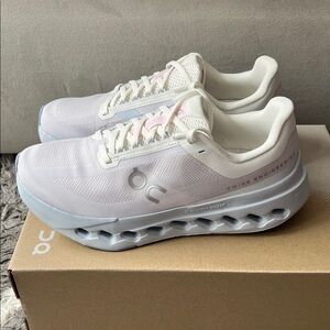 ON running. Cloudsurfer Next. Womens US size 7. Peony. Heather. New in box.